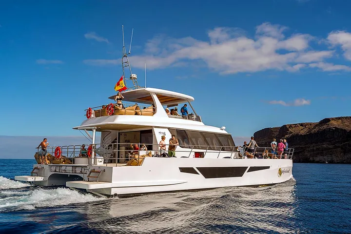 Afrikat katamaraani Gran Canaria