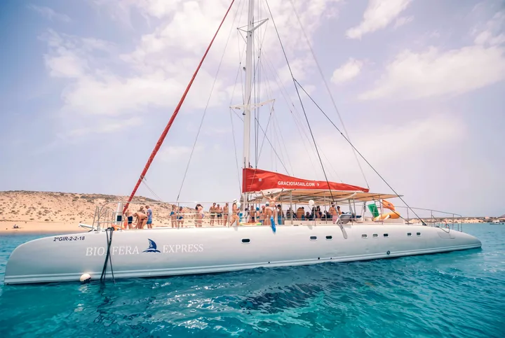 Katamarantur til La Graciosa