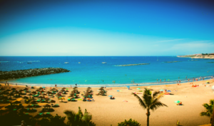 Topp 10 strender du bare må besøke på Tenerife