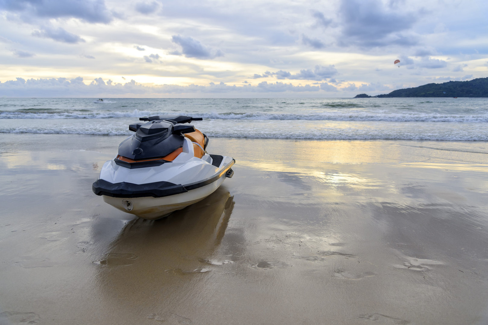 Passeio de Jet Ski ao longo da costa de Tenerife's