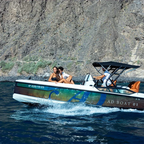 Saxdor Lej en båd på Tenerife
