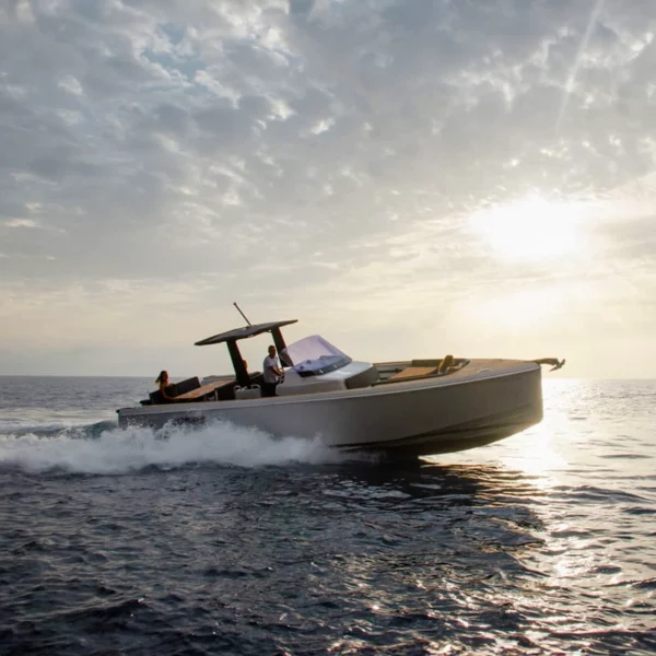 Charter lodí White Heaven Tenerife