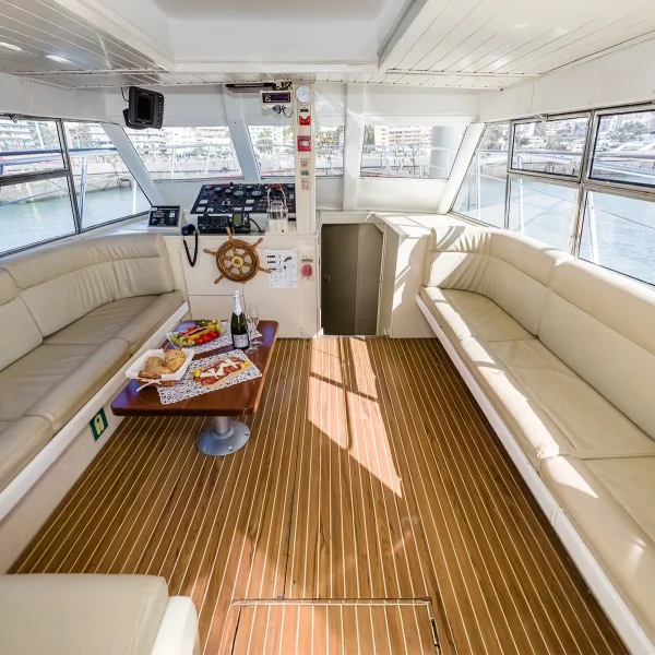 Neptuno Yacht Charter Teneriffa