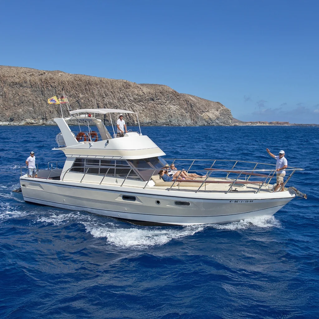Neptuno Yacht Charter Teneriffa