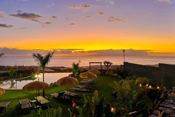 Bubble Room Experience in Tenerife with Private Jacuzzi