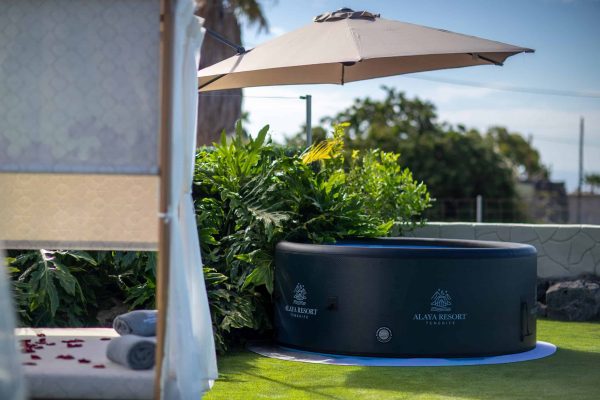 Bubble Room Experience in Tenerife with Private Jacuzzi